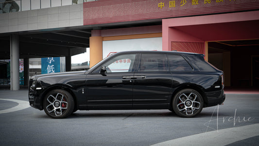 Rolls-Royce Cullinan BB - Private Chauffeur Service.
