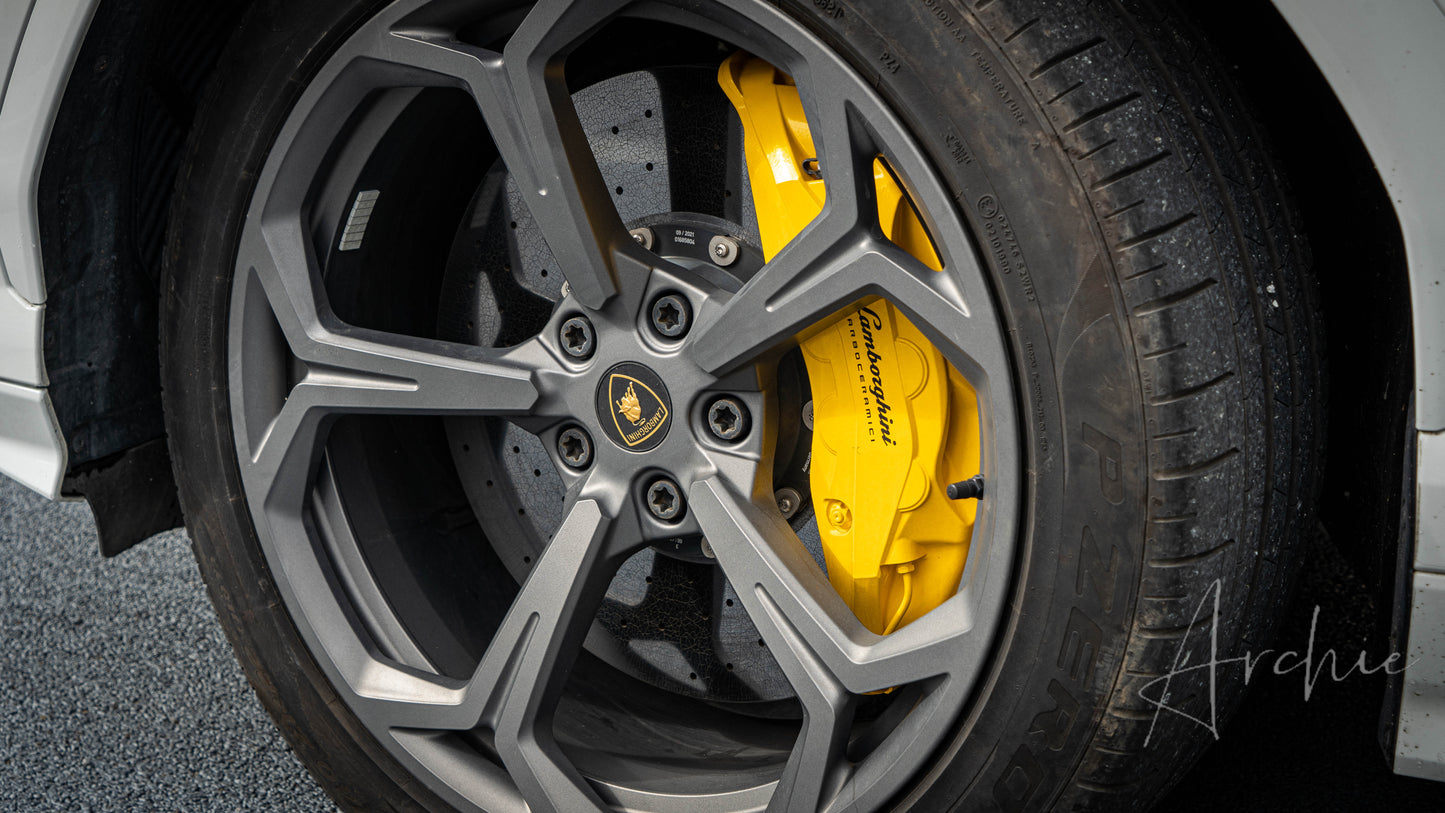 Lamborghini Urus - Private Chauffeur Service