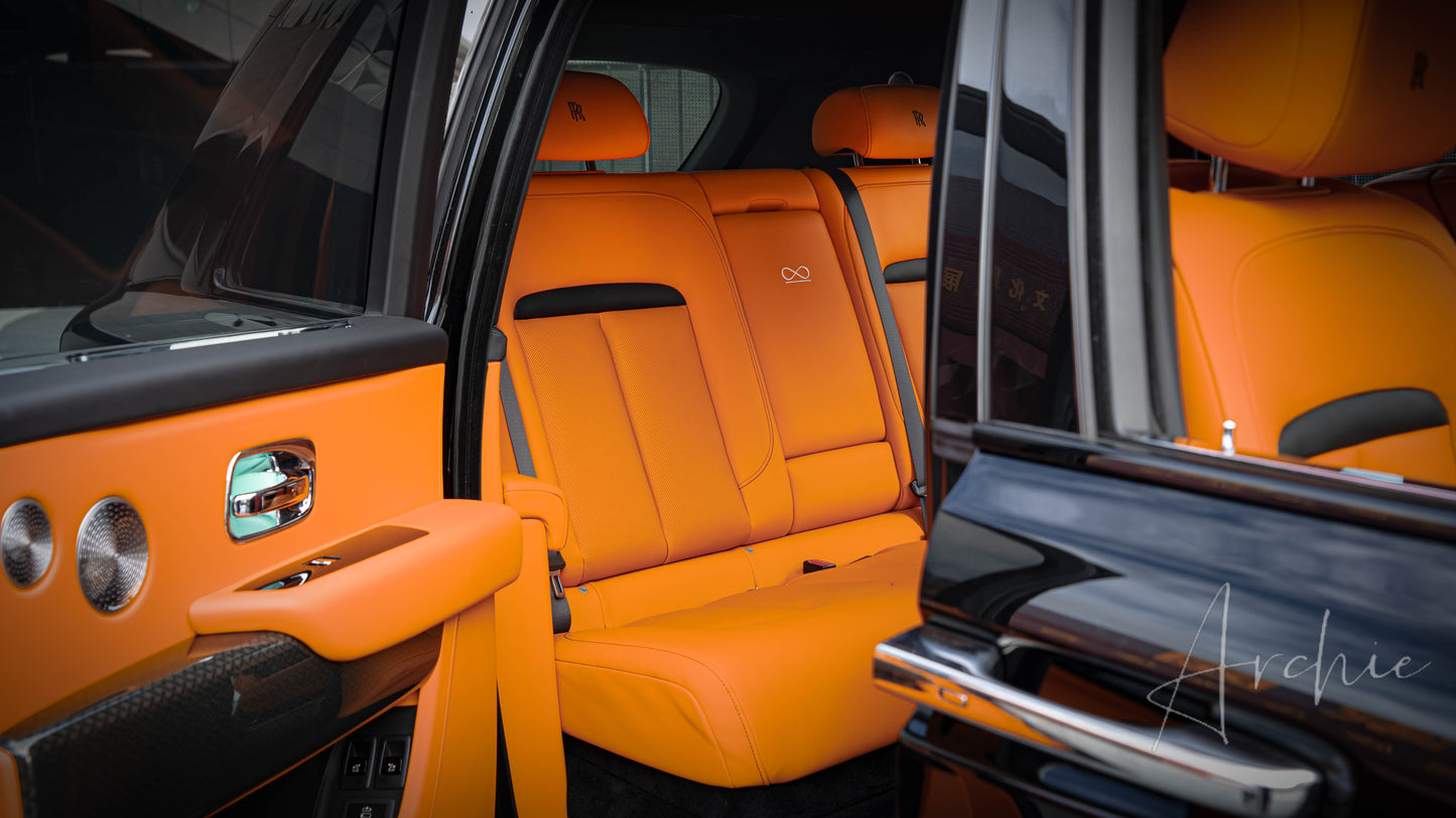 Rolls-Royce Cullinan BB - Private Chauffeur Service.