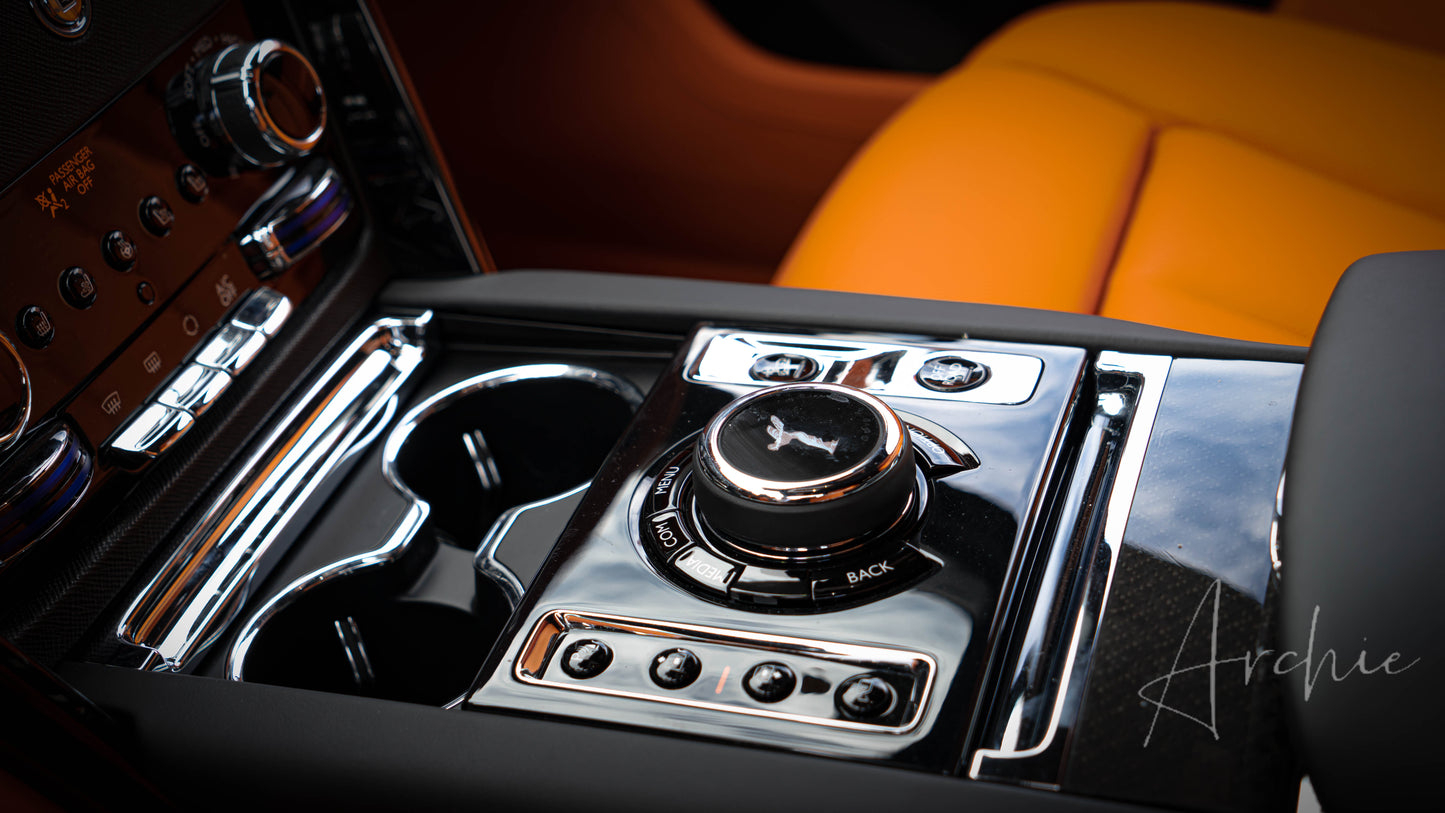 Rolls-Royce Cullinan BB - Private Chauffeur Service.