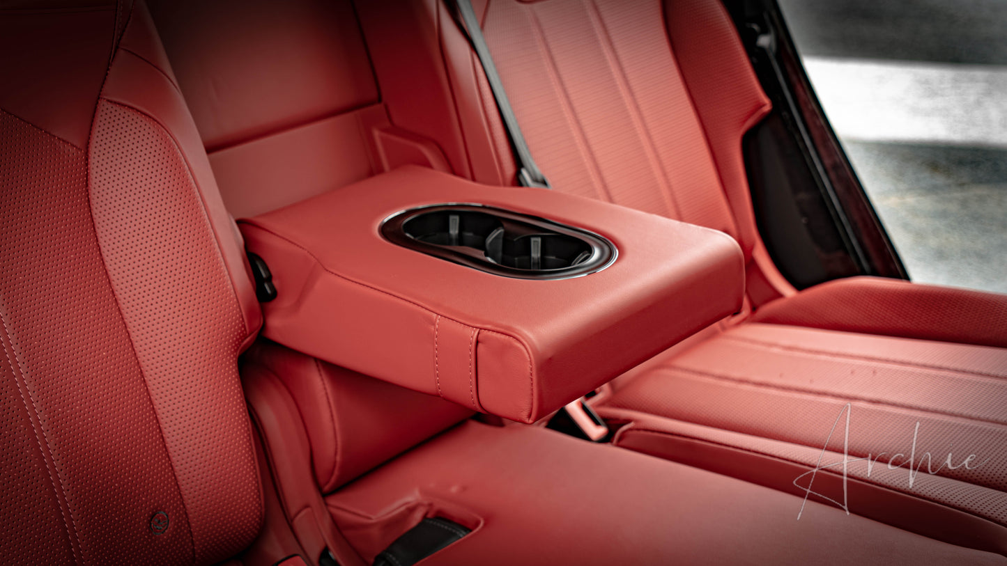 Bentley Bentayga White - Private Chauffeur Service.
