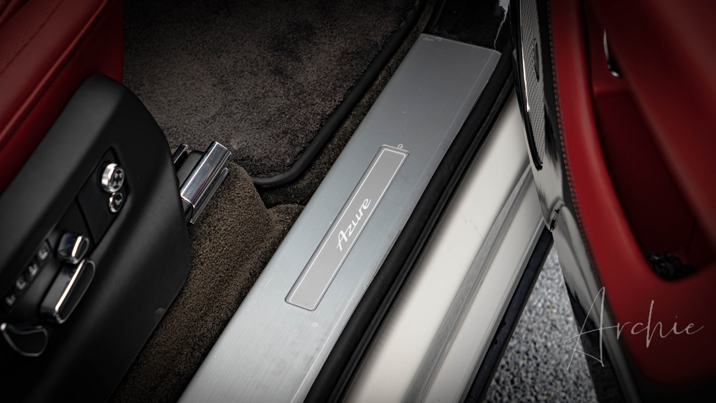 Bentley Bentayga White - Private Chauffeur Service.