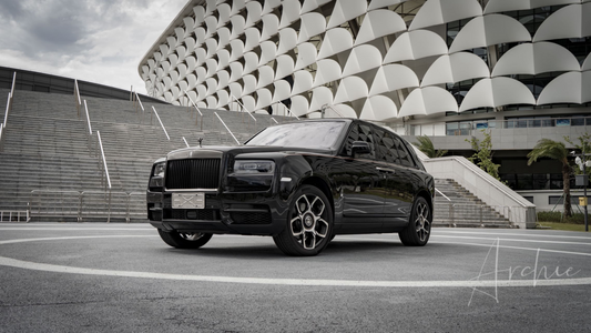 Rolls-Royce Cullinan Black Badge - Private Chauffeur Service.