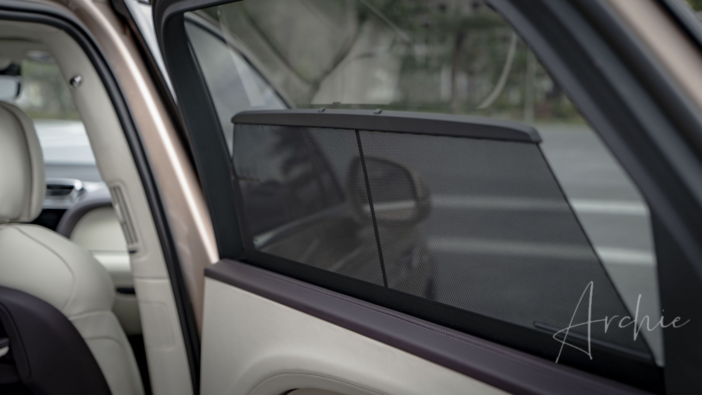 Bentley Bentayga Gold - Private Chauffeur Service.