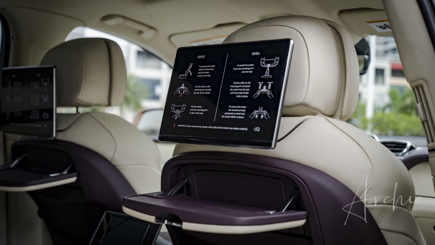 Bentley Bentayga Gold - Private Chauffeur Service.