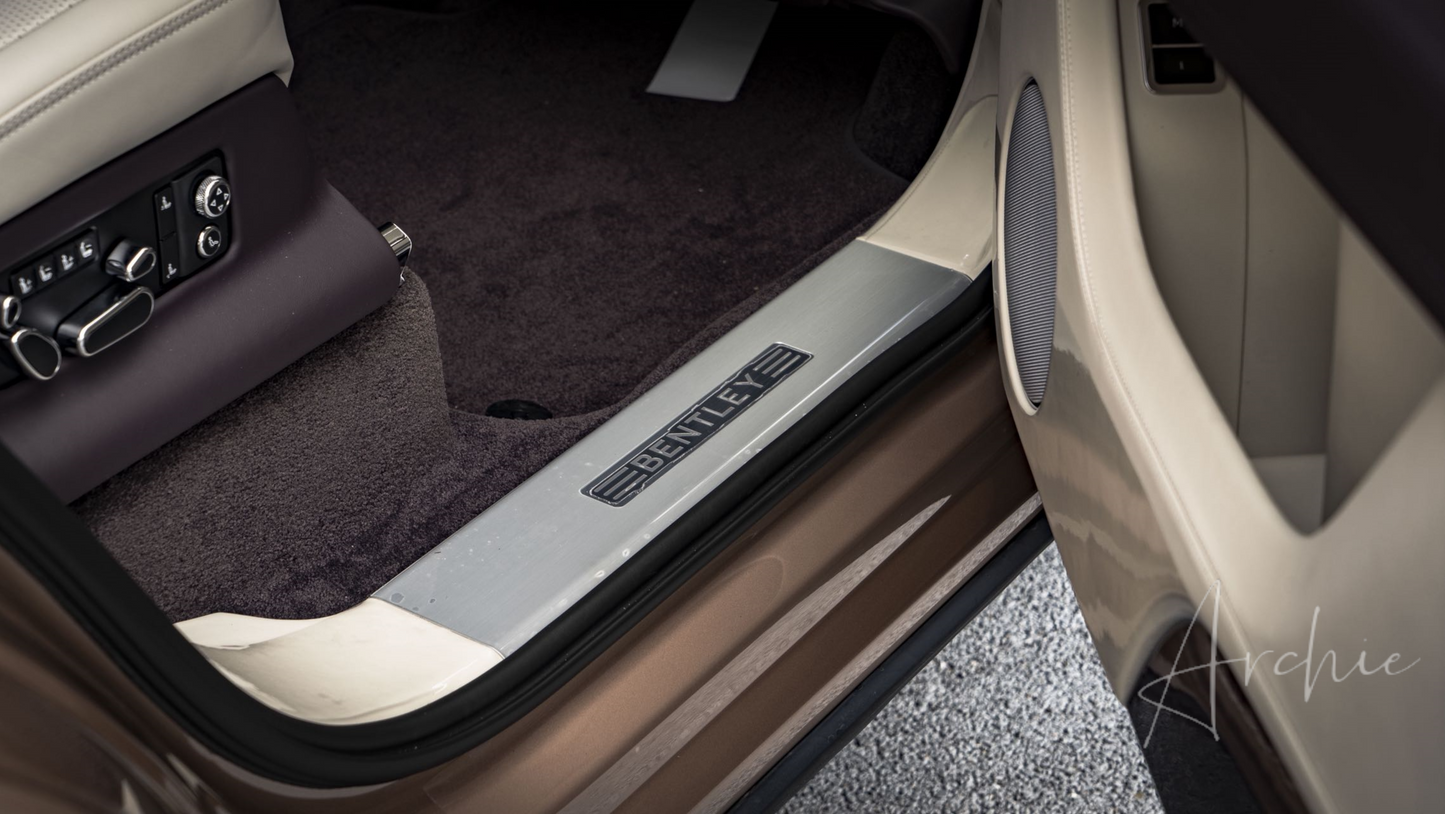 Bentley Bentayga Gold - Private Chauffeur Service.