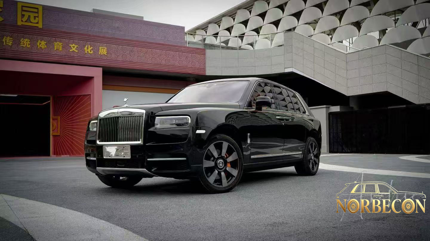 Rolls-Royce Cullinan - Private Chauffeur Service.