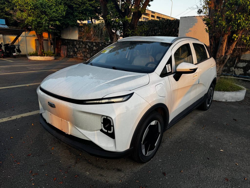 Geely Geometry E Firefly