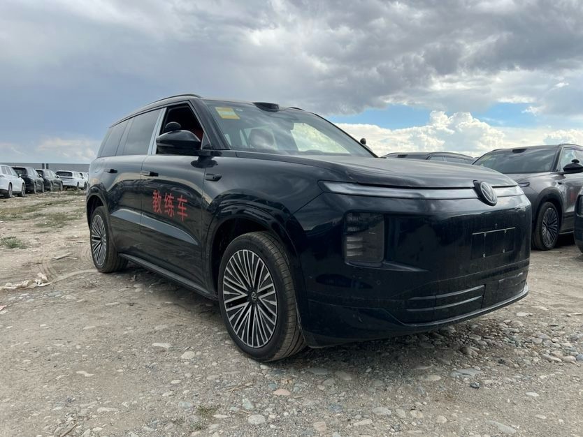 Volkswagen ID.ERA 9X 2026 Ultra 4WD