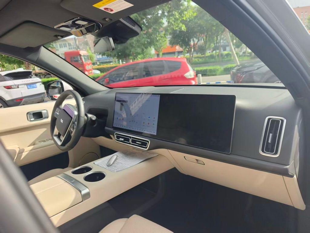 Li Auto L7