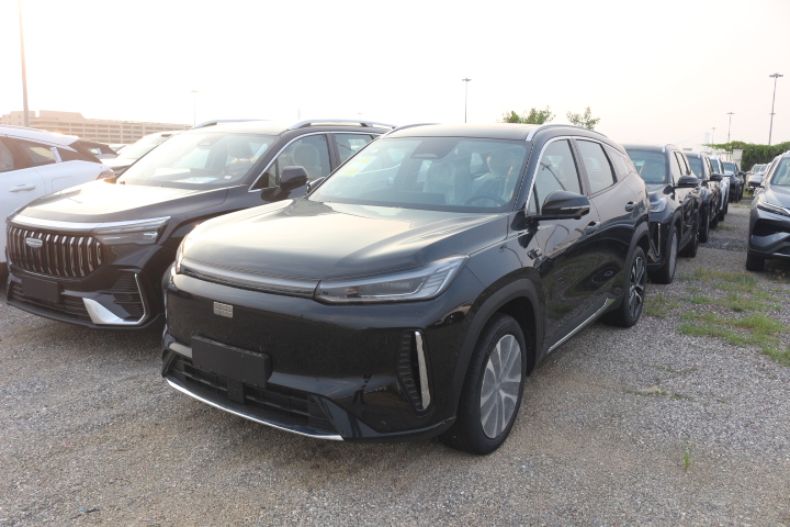 Geely Galaxy M7