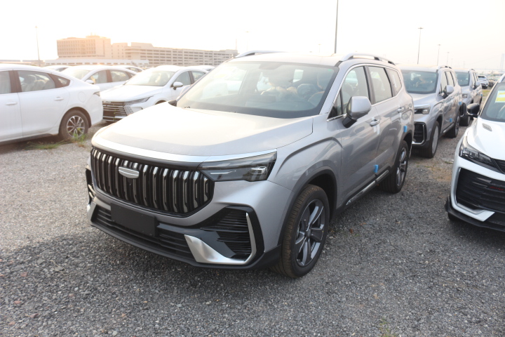 Geely Haoyue L