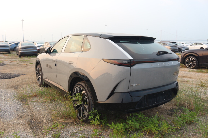 Mazda EZ‑60