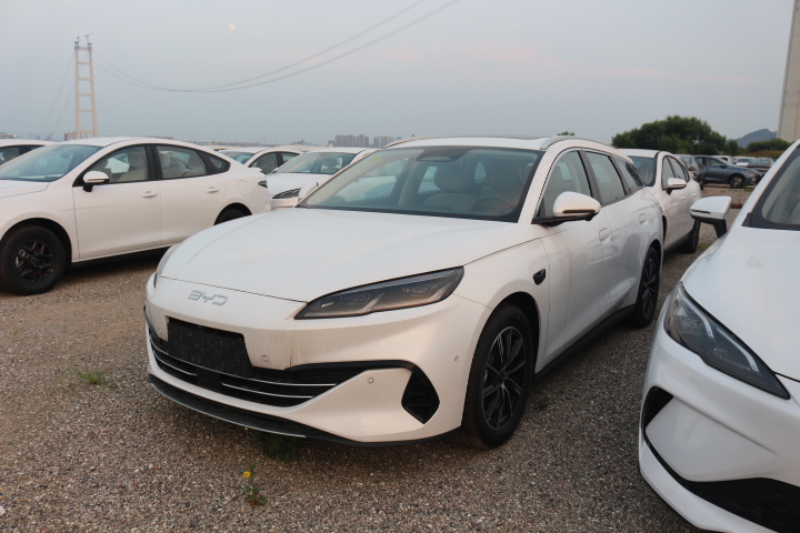 BYD Seal 06 DM-i Touring (Wagon)