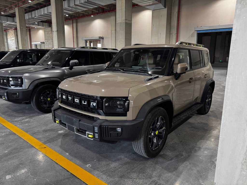 Jetour Traveler 2.0T 4WD