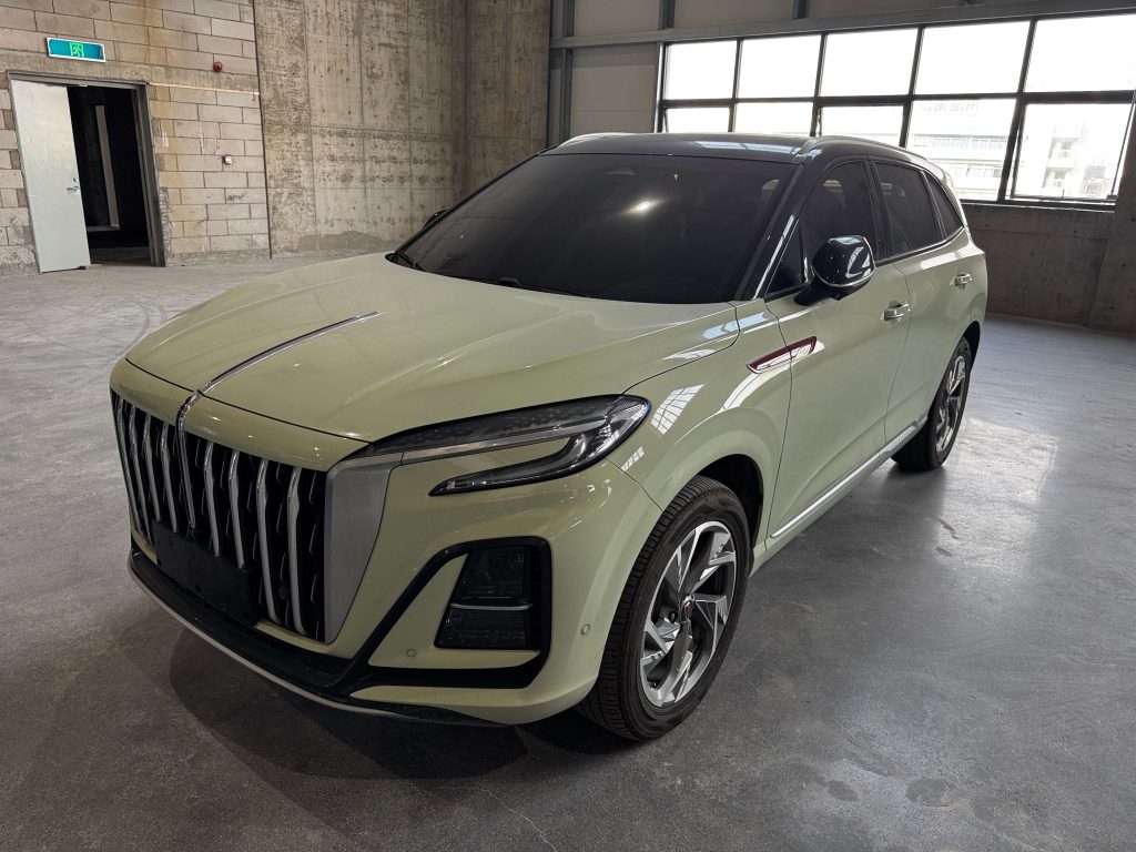 Hongqi HS3 PHEV