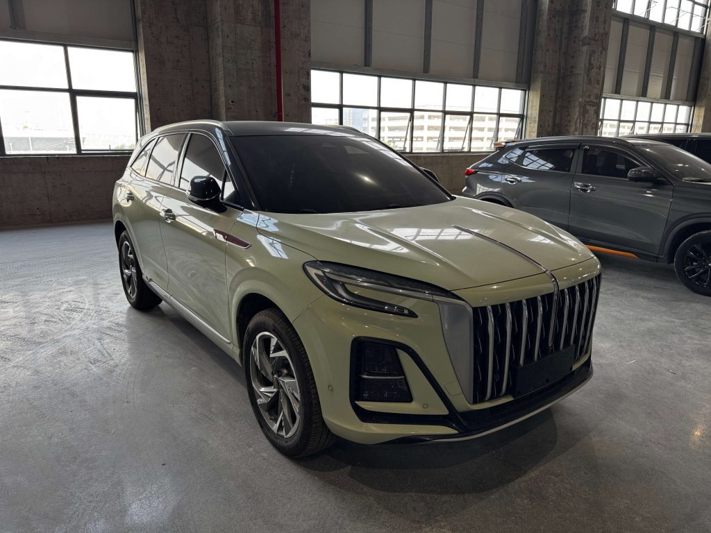Hongqi HS3 PHEV