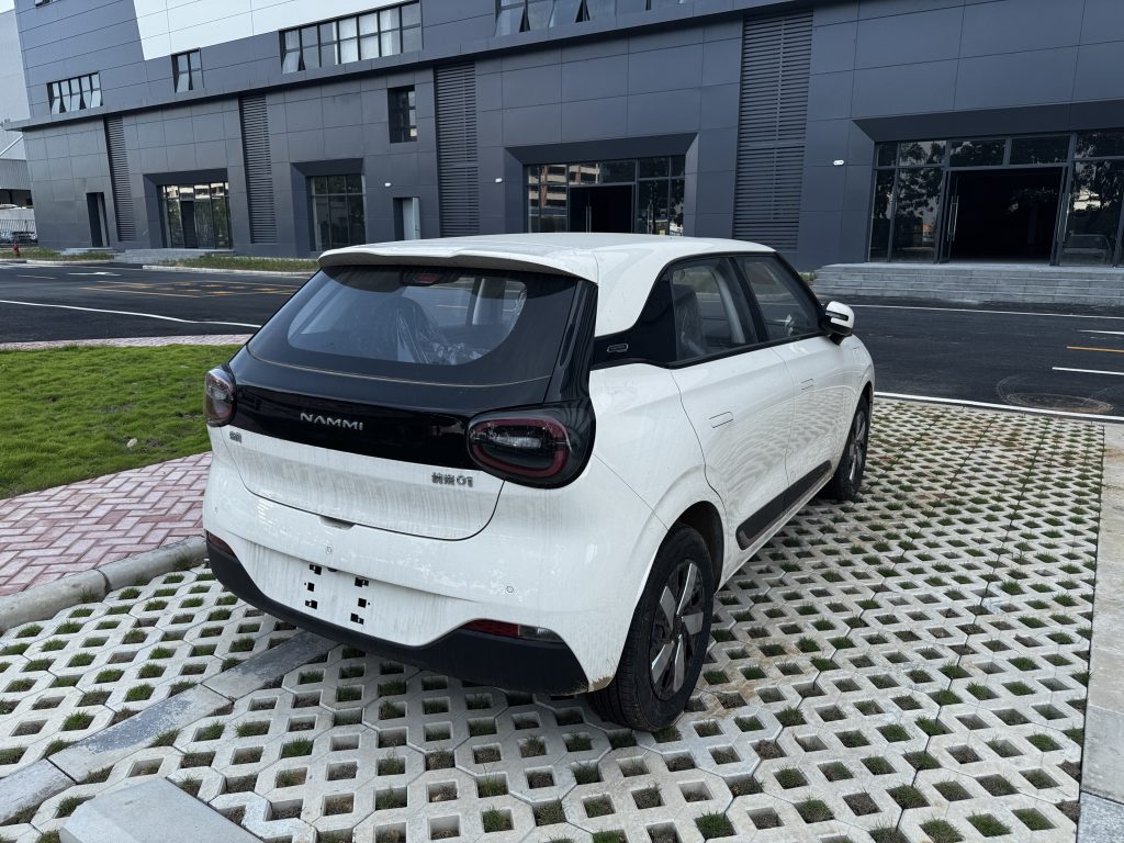 Dongfeng Nammi 01