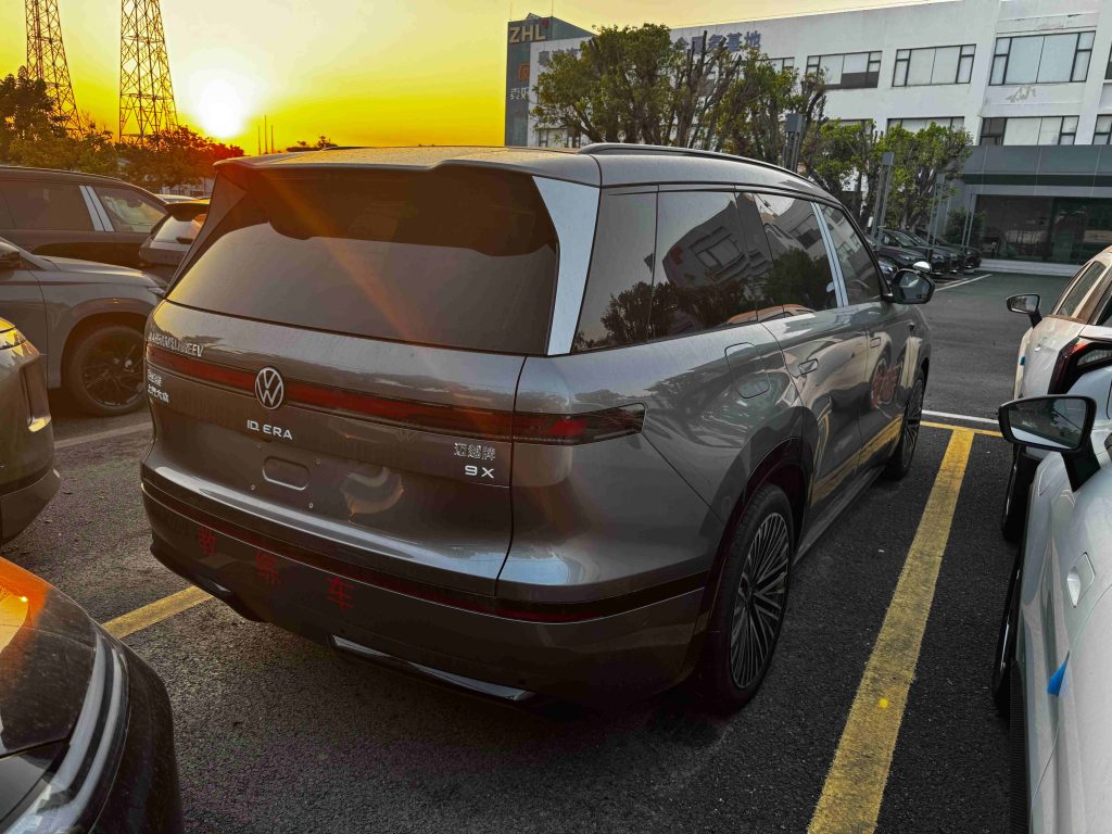 Volkswagen ID. ERA 9X
