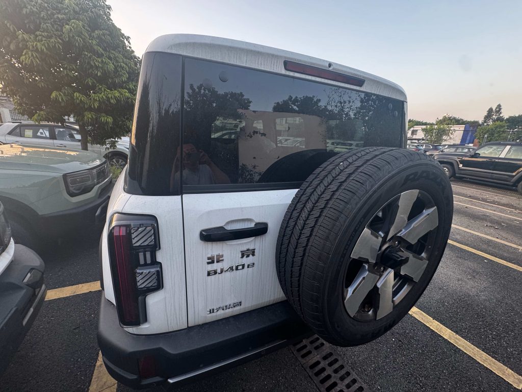 BAW BJ40e