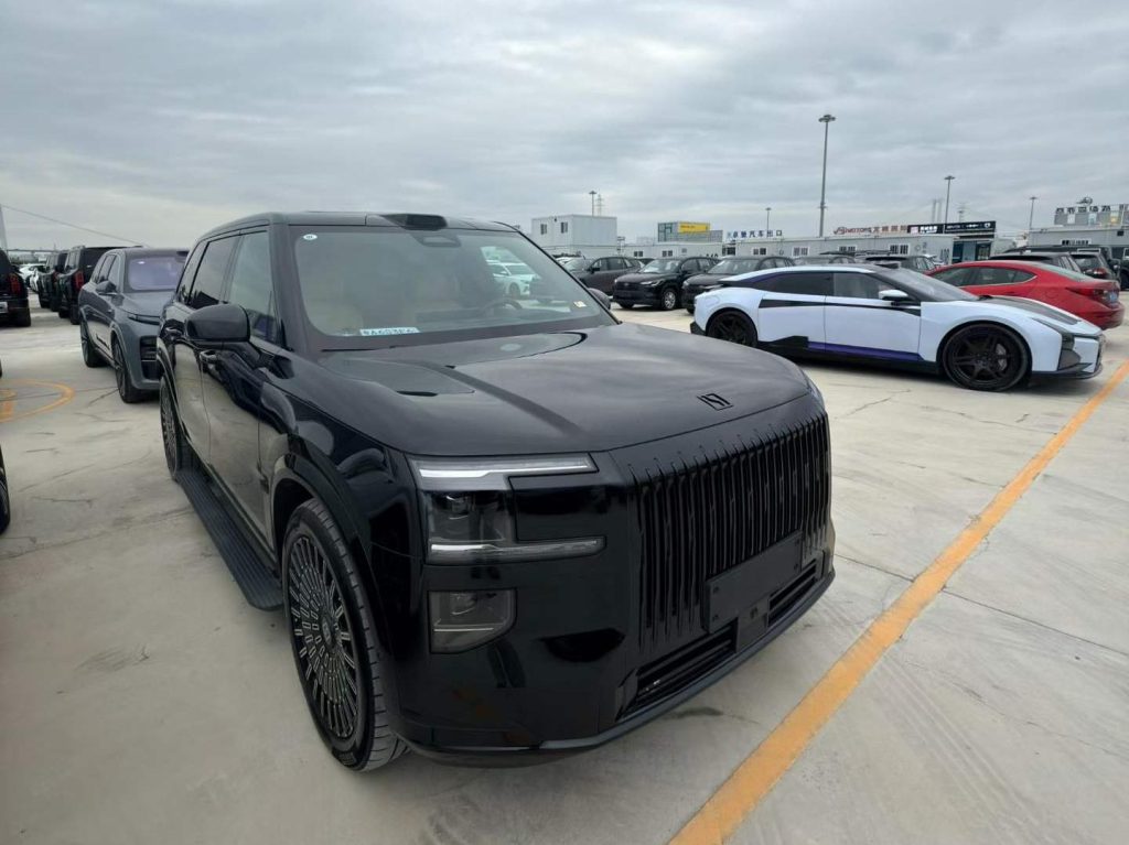2025 ZEEKR 9X Ultra 70kWh — Pre-Owned Flagship Hybrid SUV