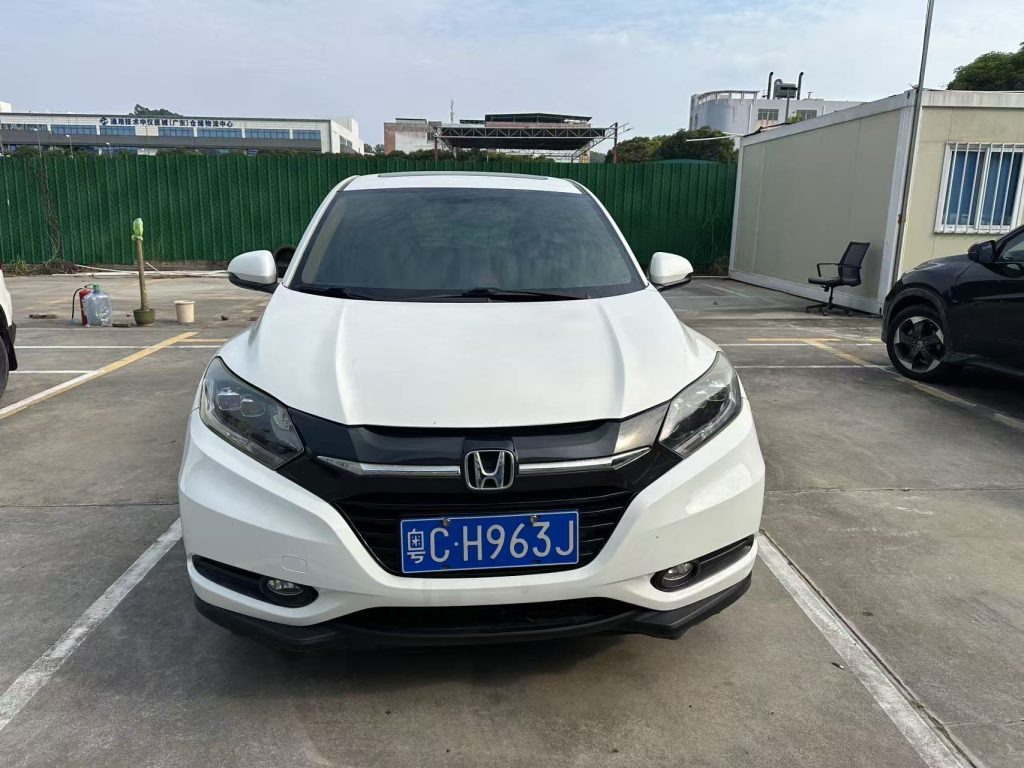 2018 Honda Vezel 1.8L CVT Used SUV, 100,000 km