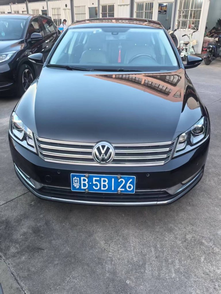 2014 Volkswagen Magotan 2.0L DSG Used Sedan, 90,000 km