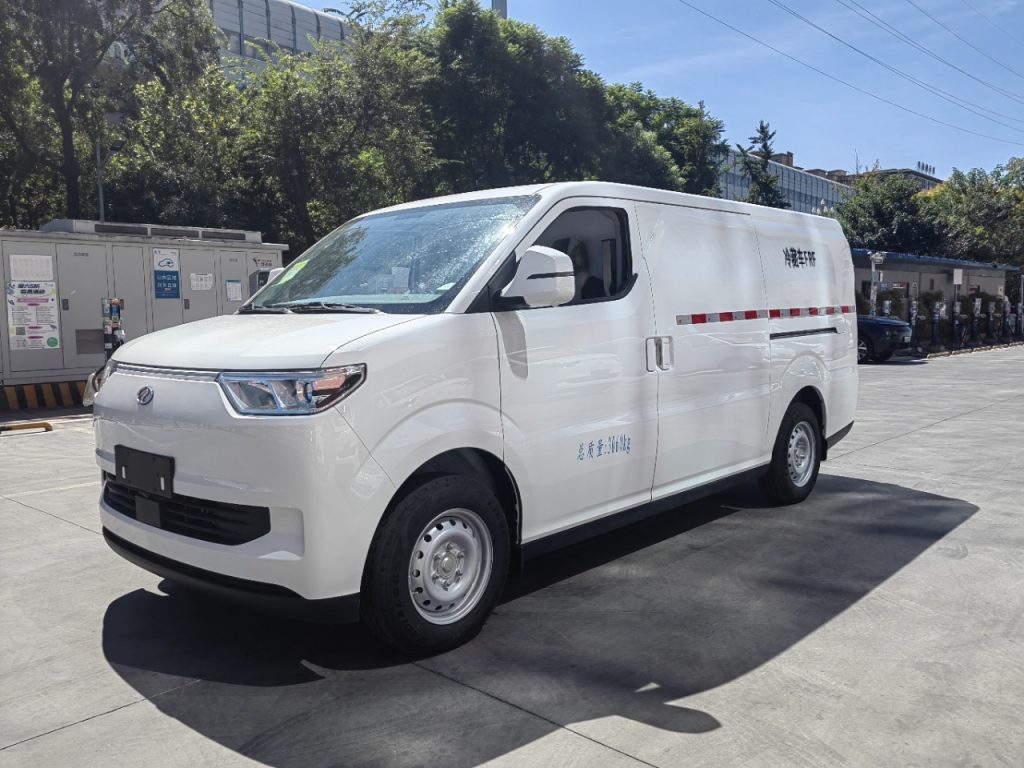 2027 Ruichi EC75 Electric Refrigerated Van — CALB 61.94kWh
