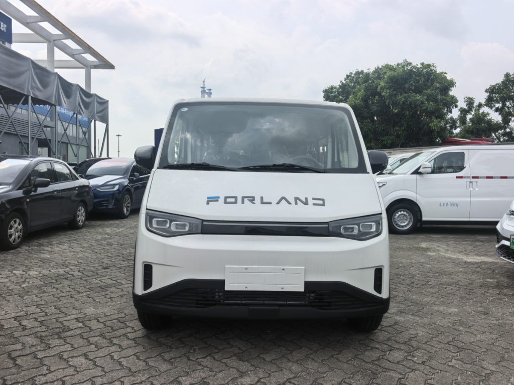 2027 Foton Xiangling U8 Passenger Van — 60.37kWh Semi-Solid State