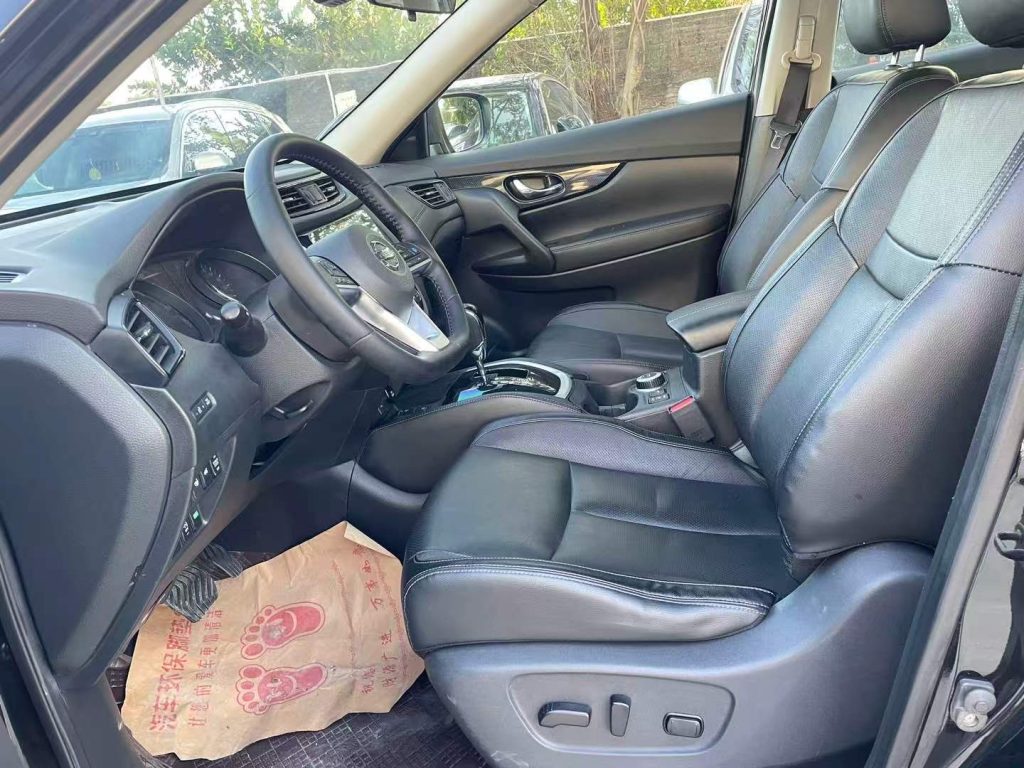 2021 Nissan X-Trail 2.5L 4WD Used SUV, 62,000 km