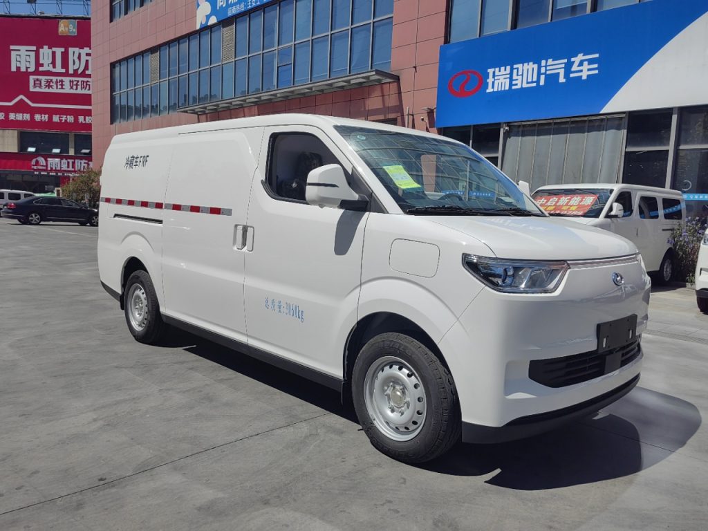 2027 Ruichi EC75 Electric Refrigerated Van — CALB 61.94kWh