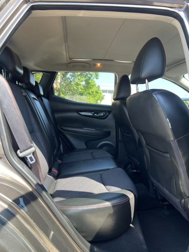 2018 Nissan Qashqai 2.0L CVT Luxury Edition — Used, 90,000 km
