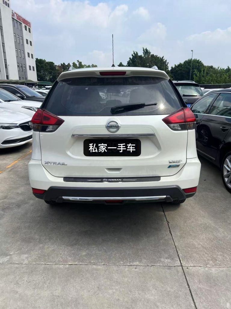 2017 Nissan Qashqai 2.0L CVT Used SUV, 100,000 km