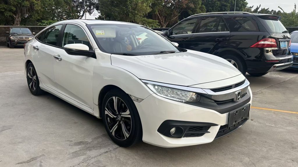 2016 Honda Civic 1.5T CVT Used Sedan, 134,000 km