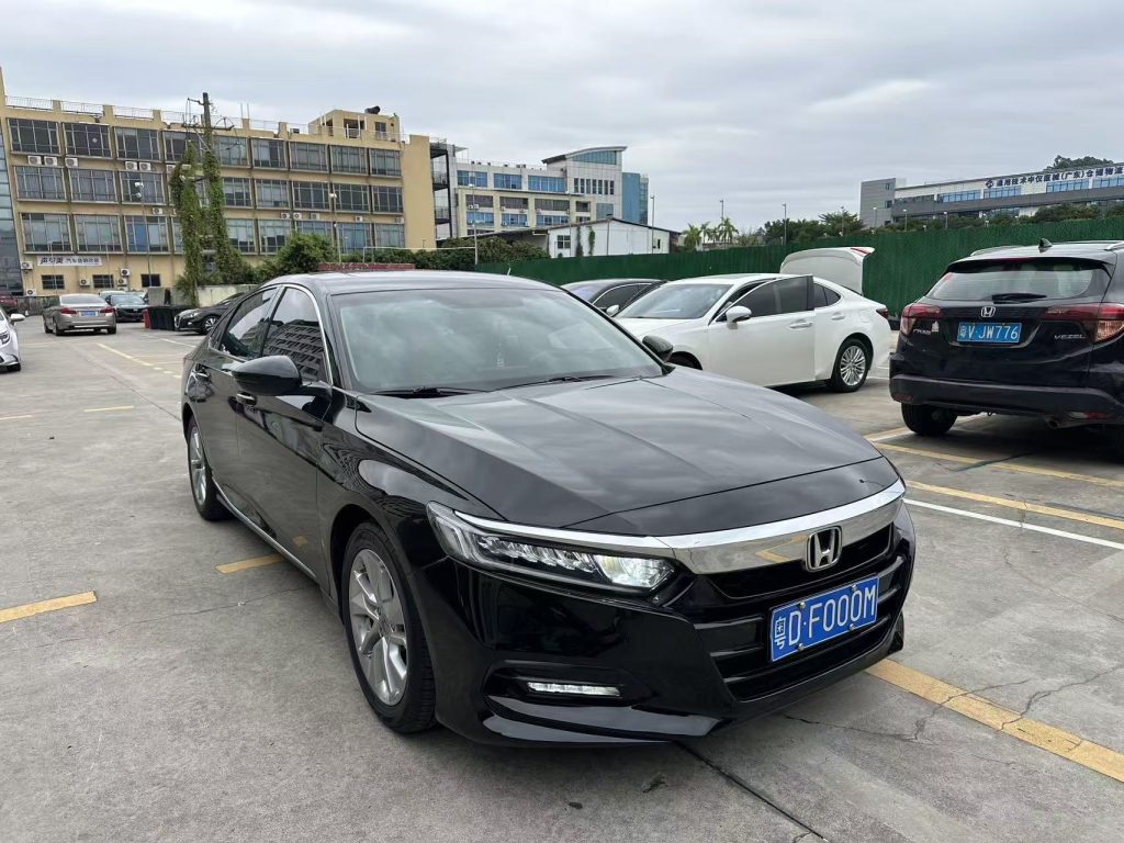 2019 Honda Accord 260 TURBO CVT Used Sedan, 70,000 km