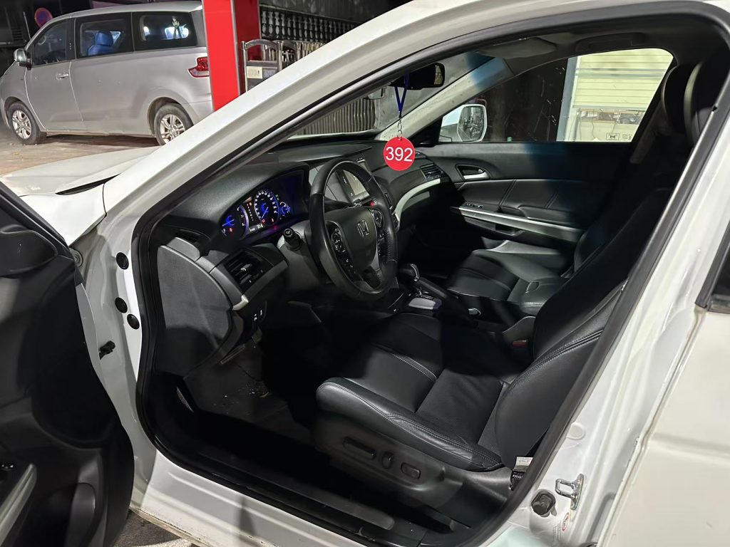 2016 Honda Crosstour 2.4L CVT Used Sedan, 150,000 km