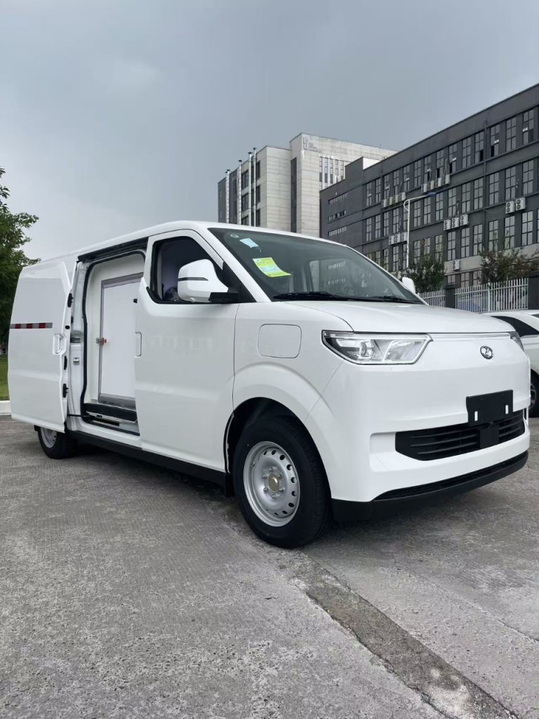 2027 Ruichi EC75 Electric Refrigerated Van — CALB 61.94kWh