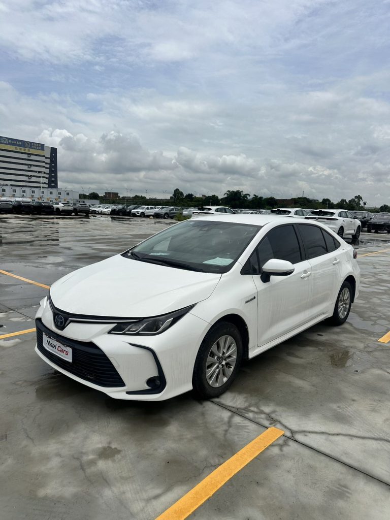 2022 Toyota Corolla Hybrid 1.8L E-CVT Pioneer Edition — Used, 65,000 km