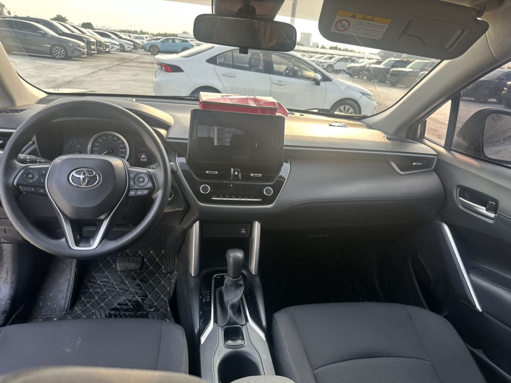 2022 Toyota Corolla Cross 2.0L CVT Used SUV, 25,000 km