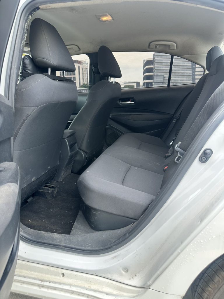 2022 Toyota Corolla Hybrid 1.8L E-CVT Pioneer Edition — Used, 65,000 km