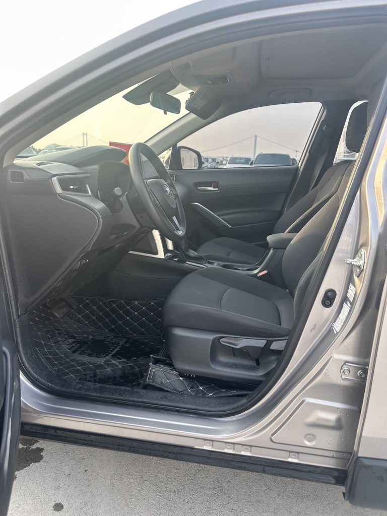 2022 Toyota Corolla Cross 2.0L CVT Used SUV, 25,000 km