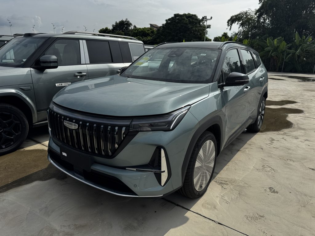 Geely Boyue L