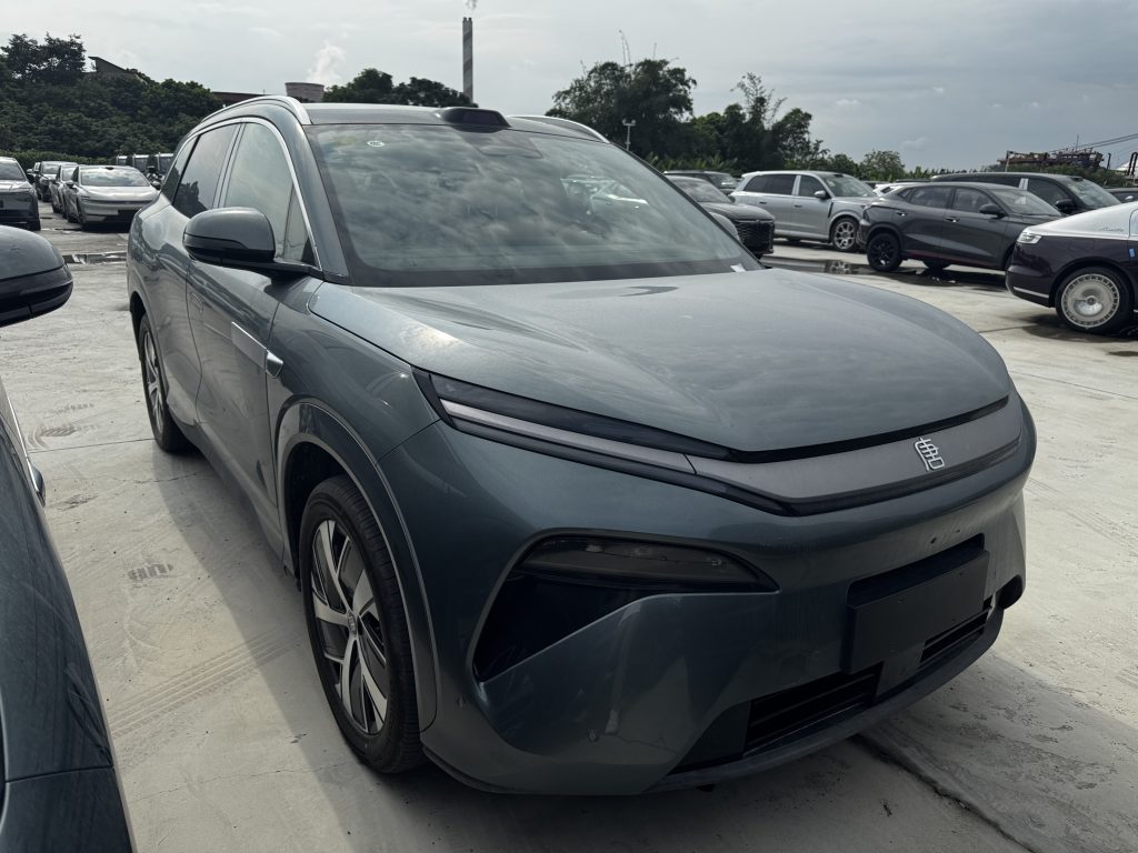 2025 BYD Tang L (Sealion 8)