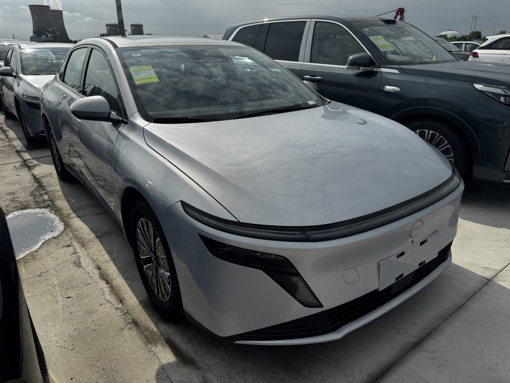 Nissan N6 PHEV